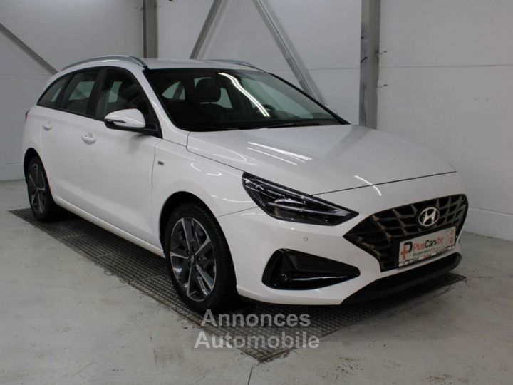 Hyundai i30 W 1.0 T-GDi MHEV ~ 48V Automaat Navi Full - 1