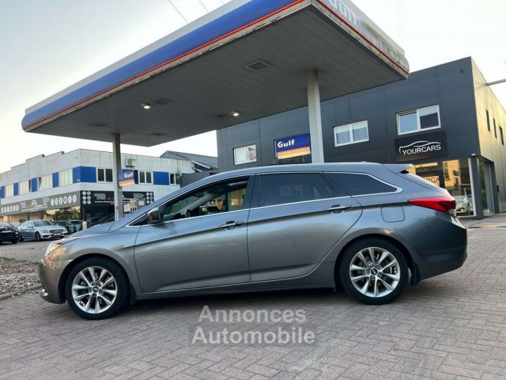 Hyundai i40 SW 1.7 CRDi Premium ISG DCT - 6