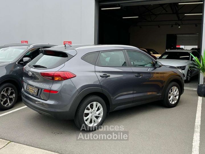 Hyundai Tucson 1.6 ESSENCE  - 4