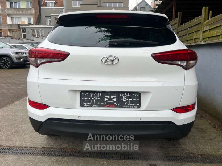 Hyundai Tucson 1.6 GDi 2WD Premium ISG (clim Navi Carplay Ect) - 4