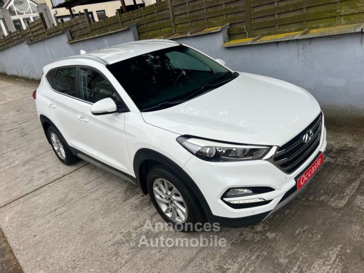 Hyundai Tucson 1.6 GDi 2WD Premium ISG (clim Navi Carplay Ect) - 9