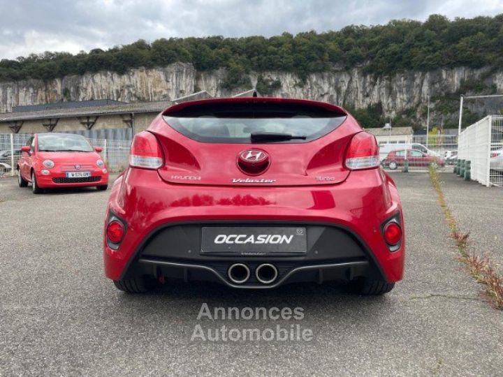 Hyundai Veloster 1.6 T-GDI 186 Turbo 4P - 8