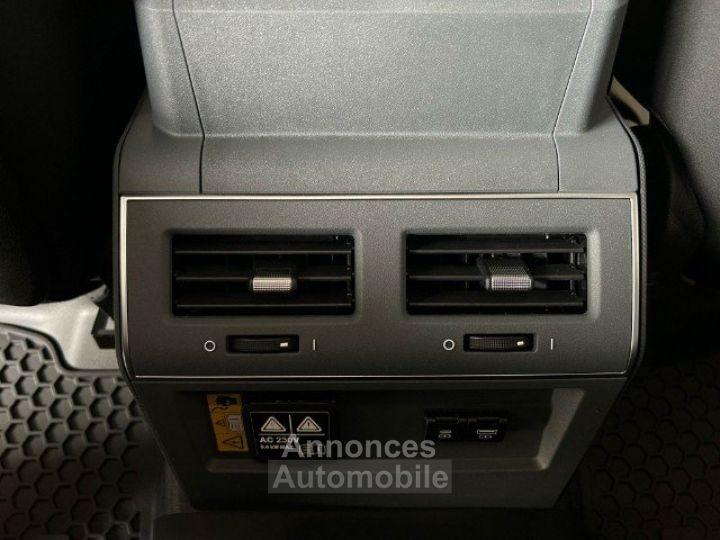 Ineos Grenadier Utility Wagon 5Places Trialmaster Edition - 28