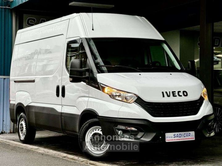 Iveco Daily 35S18 Hi-Matic 3,0 D Turbo 180cv L2H2 - 1