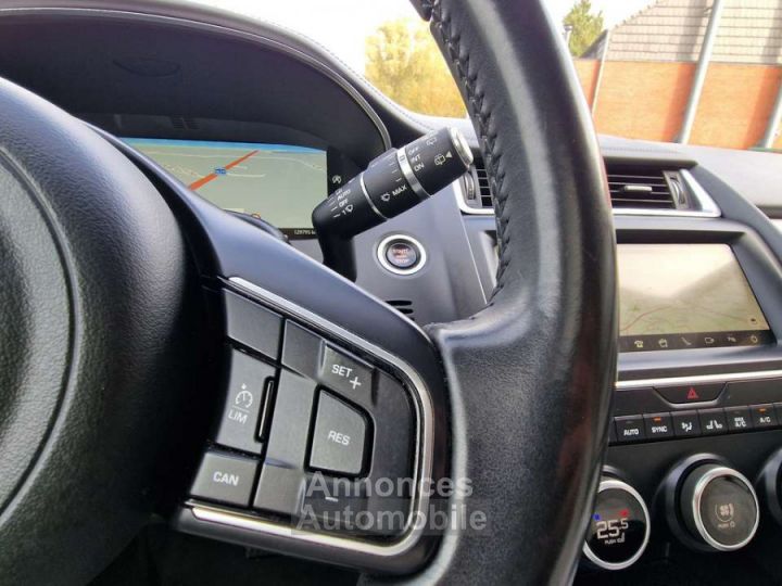 Jaguar E-Pace 2.0 D AWD Bte AUTO-COCKPIT-TOIT PANO-CAMERA-EUR 6d - 17