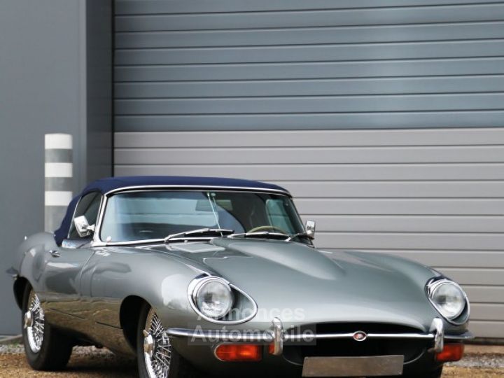 Jaguar E-Type S2 OTS - Matching Numbers 4.2L 6 inline engine producing 245 bhp - 17