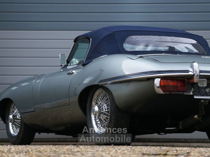 Jaguar E-Type S2 OTS - Matching Numbers 4.2L 6 inline engine producing 245 bhp - 32