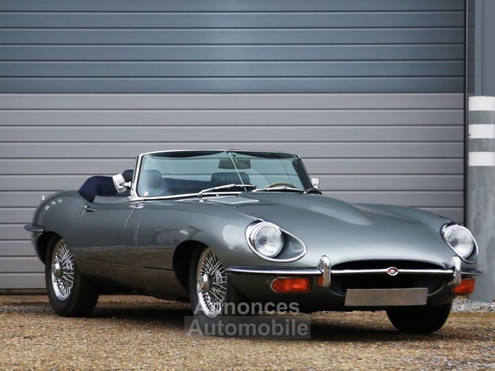 Jaguar E-Type S2 OTS - Matching Numbers 4.2L 6 inline engine producing 245 bhp - 37