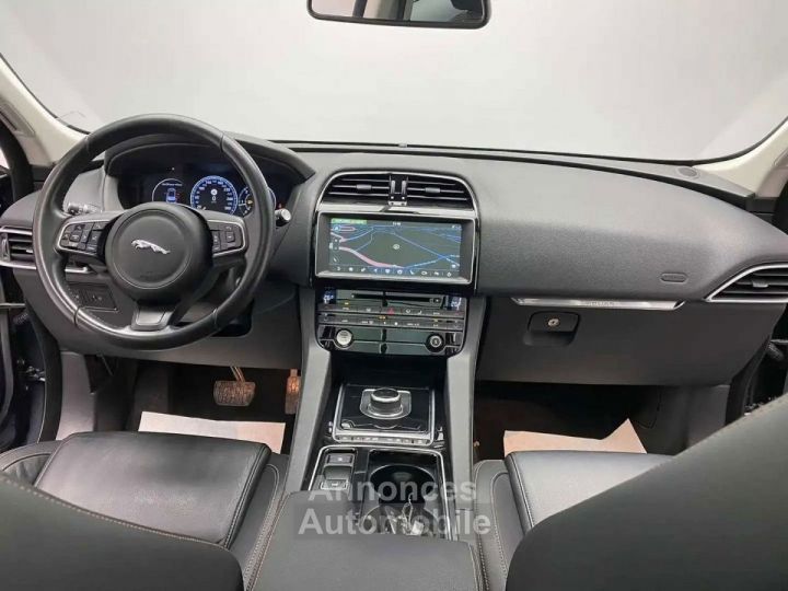 Jaguar F-Pace 2.0 D TVA TOIT PANORAMIQUE CAMERA AR GARANTIE - 10