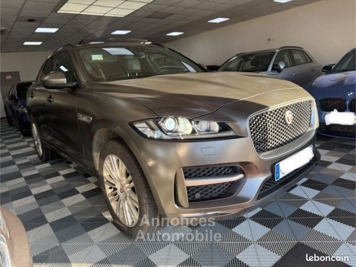 Jaguar F-Pace R-Sport AWD - 7