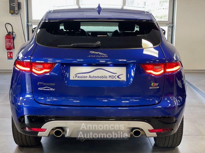 Jaguar F-Pace V6 3.0 D 300 19CV S 4X4 BVA8 - 10