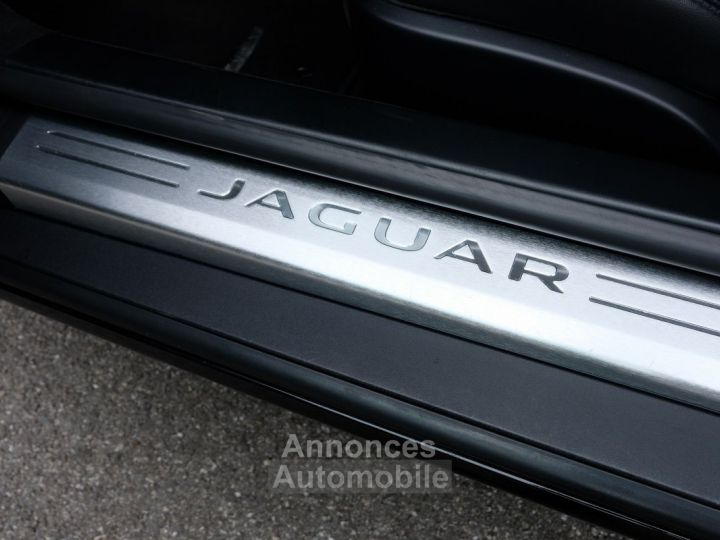 Jaguar F-Type V6 COUPE - 20