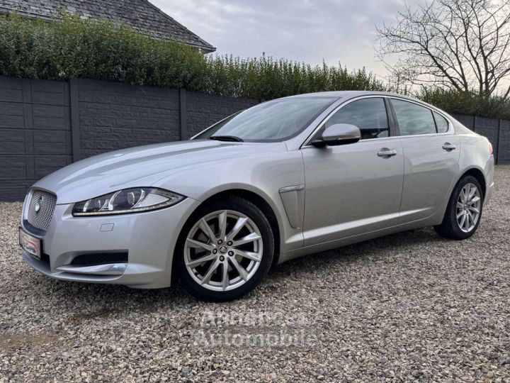 Jaguar XF 2.2 D Business Edition Luxury AUTOMAT-CUIR-XENON- - 3