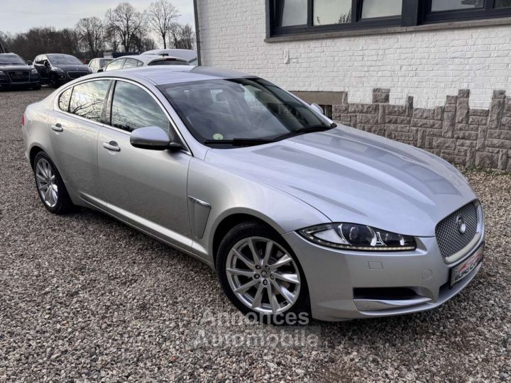 Jaguar XF 2.2 D Business Edition Luxury AUTOMAT-CUIR-XENON- - 6