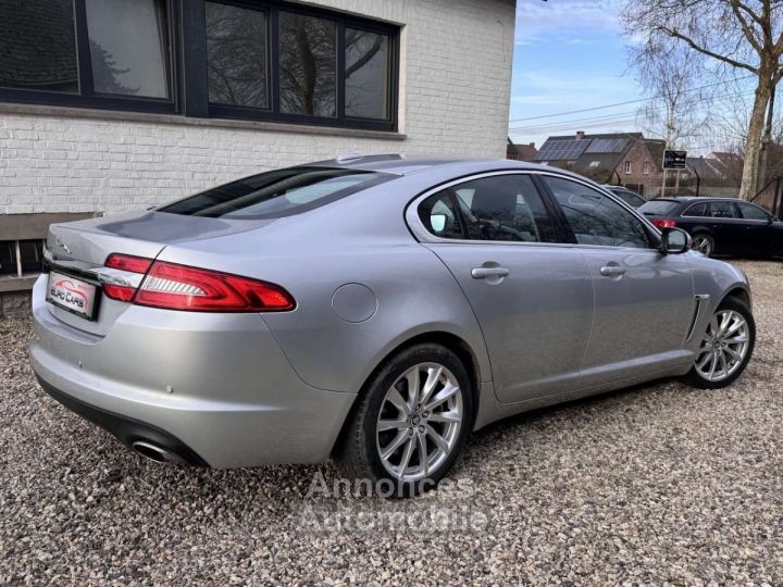 Jaguar XF 2.2 D Business Edition Luxury AUTOMAT-CUIR-XENON- - 17