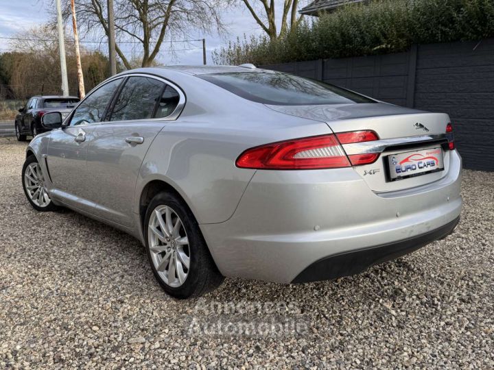 Jaguar XF 2.2 D Business Edition Luxury AUTOMAT-CUIR-XENON- - 18