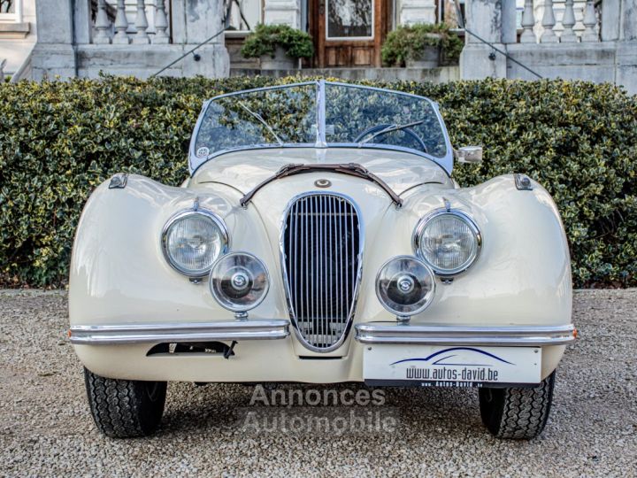 Jaguar XK120 XK 120 Open Top Speedster (OTS) LHD 1951 - OLDTIMER - GERESTAUREERD - MATCHING NUMBERS - SOFTTOP - CREAM WHITE - 8