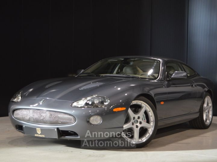 Jaguar XKR 4.2i V8 Coupé 77.000 km !! Superbe état !! - 1