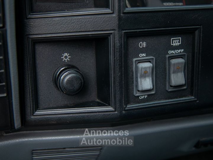 Jeep Cherokee XJ 4.0i Automaat 4X4 - OLDTIMER - SERVO - AIRCO - ELEKTR. RAMEN - 28