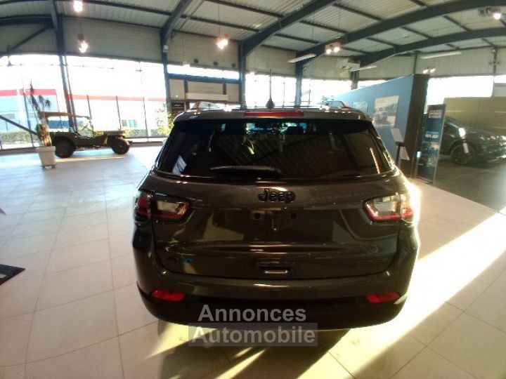 Jeep Compass 1.3 PHEV T4 190 ch 4xe eAWD Night Eagle 5P - 6