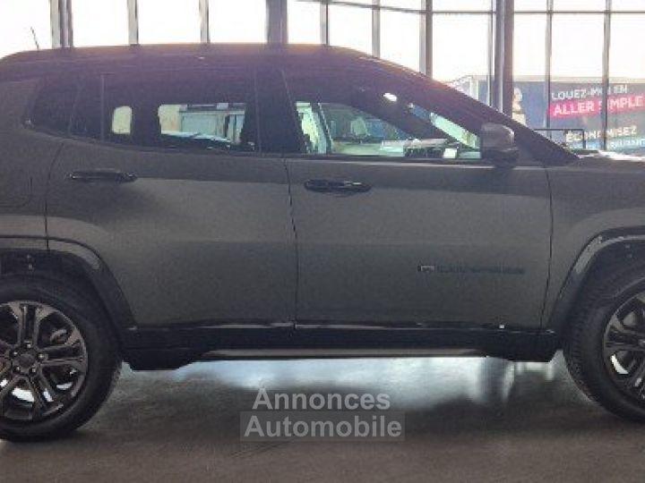 Jeep Compass 1.3L PHEV 190Ch 80th ANNIVERSARY 4xe AT6 - 6