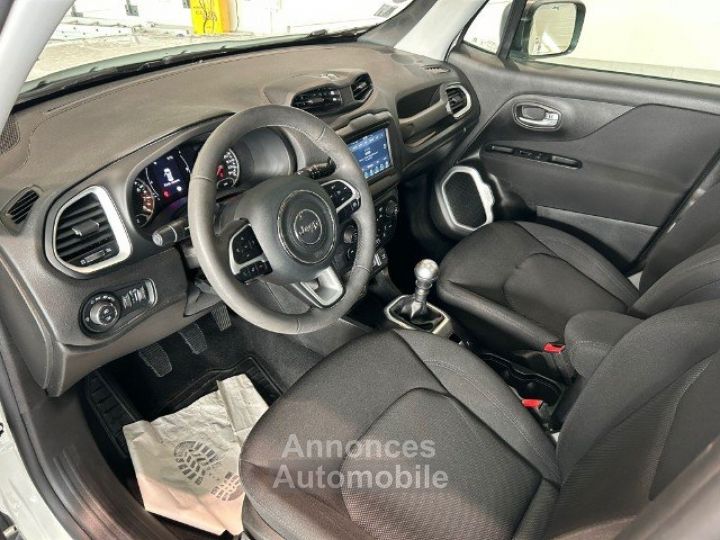 Jeep Renegade 1.0 GSE T3 120 ch BVM6 Quiksilver Edition 5P - 19