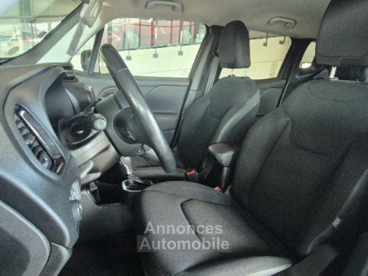 Jeep Renegade 1.6 l MultiJet 120 ch BVR6 Brooklyn Edition 5P - 12