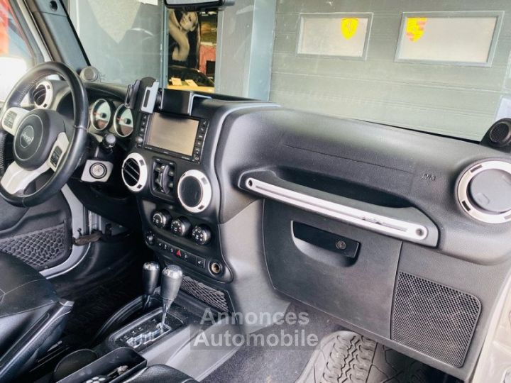 Jeep Wrangler 2.8 CRD 200 FAP UNLIMITED POLAR BVA - 12