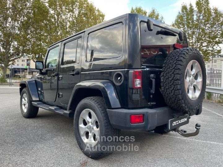 Jeep Wrangler 2.8 CRD 200 Unlimited Sahara A 5P - 4