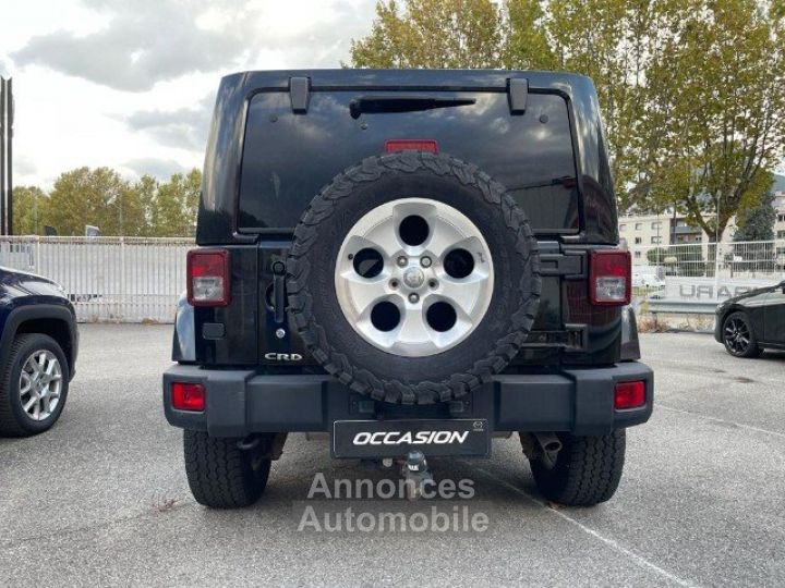 Jeep Wrangler 2.8 CRD 200 Unlimited Sahara A 5P - 5