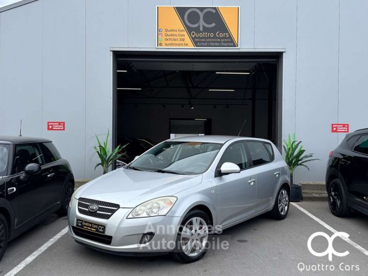 Kia Cee'd Ceed / 1.6 DIESEL 5 PORTES CLIM PROPRE - 2