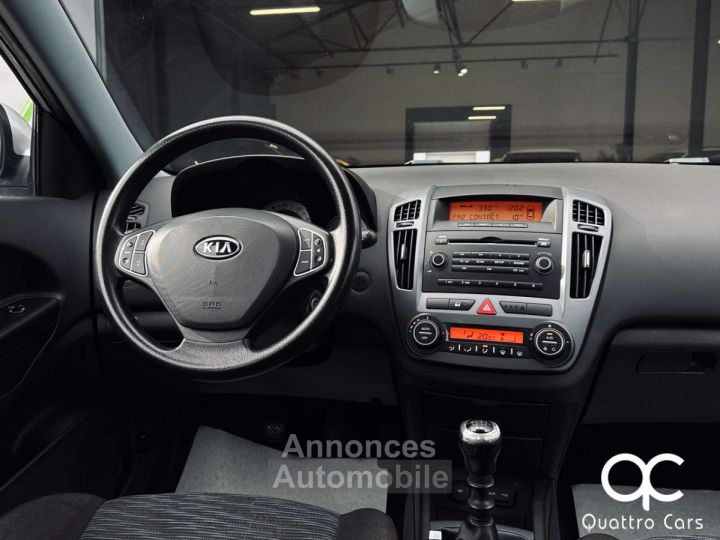 Kia Cee'd Ceed / 1.6 DIESEL 5 PORTES CLIM PROPRE - 8