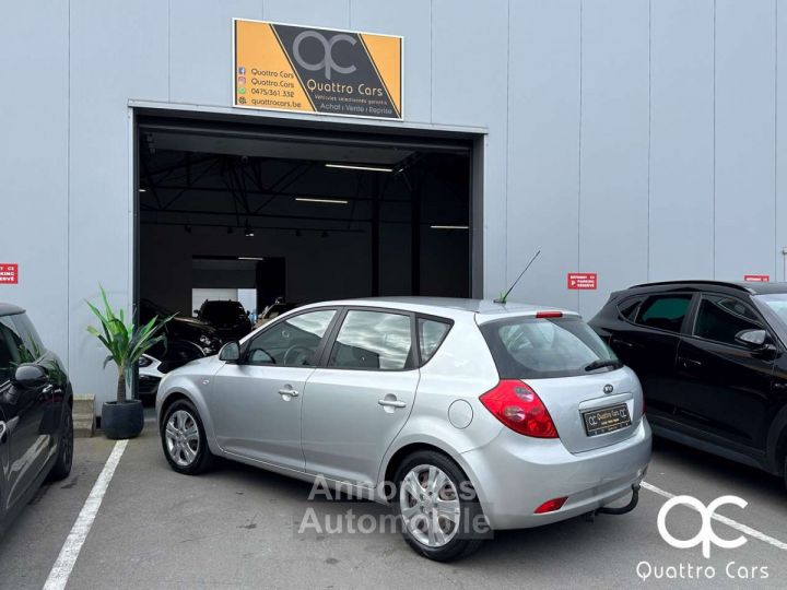 Kia Cee'd Ceed / 1.6 DIESEL 5 PORTES CLIM PROPRE - 22