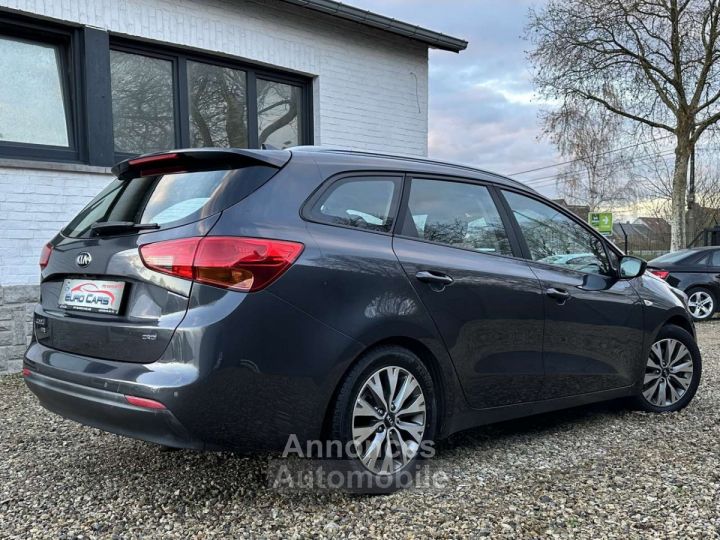 Kia Cee'd SW Ceed / 1.4 CRDi Navi Edition LED-NAVI-CAMERA-PDC-CRUISE - 19