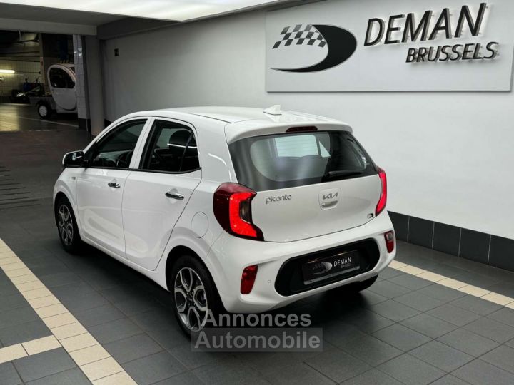 Kia Picanto 1.0 Pulse - - 3