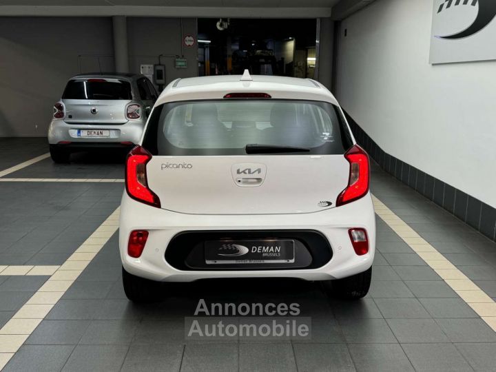 Kia Picanto 1.0 Pulse - - 5