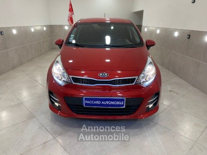 Kia Rio IV 1.2 ESSENCE URBAN CHIC 5PORTES - 5