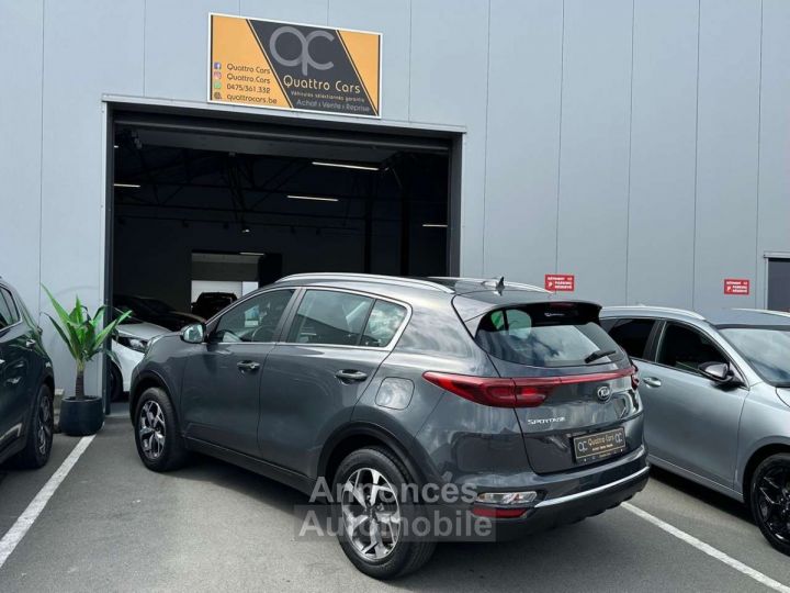 Kia Sportage 1.6 ESSENCE - 29