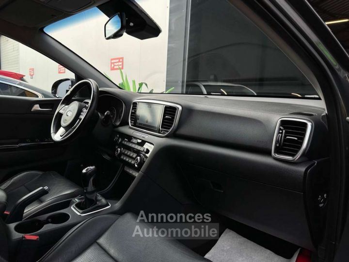 Kia Sportage 1.6i  - 11