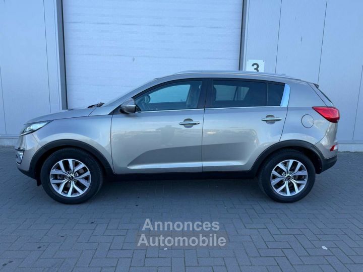 Kia Sportage 1.7 CRDi 2WD Lounge ISG CAMERA, CLIM GARANTIE - 8