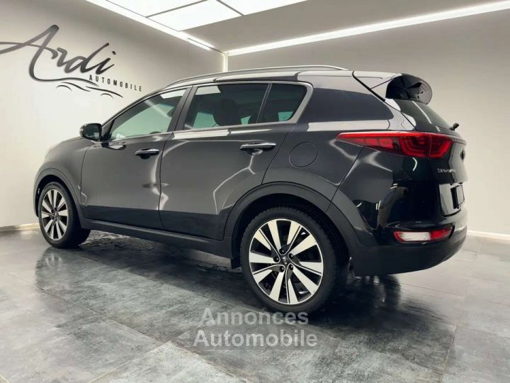 Kia Sportage 1.7 CRDi GARANTIE 12 MOIS 1er PROPIETAIRE CAMERA - 17