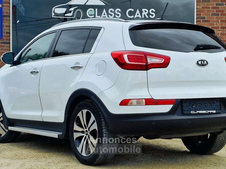 Kia Sportage 1.7 CRDi Toit Pano Cuir Led Navi Camera Full Opt - 4