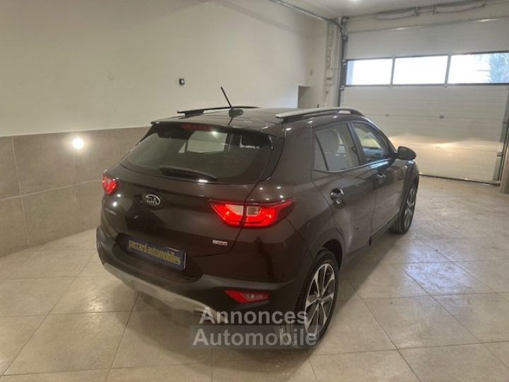 Kia Stonic 1.0 T-GDI 100CV Crit air 1 - 10