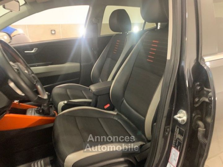 Kia Stonic 100cv DESIGN BUSINESS GARANTIE CONSTRUCTEUR 3 ANS - 3