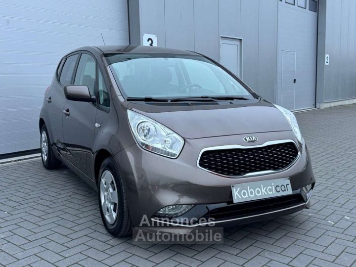 Kia Venga 1.4i Mind -- GPS CAMERA CLIM GARANTIE - 1