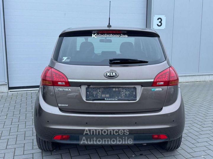 Kia Venga 1.4i Mind -- GPS CAMERA CLIM GARANTIE - 5