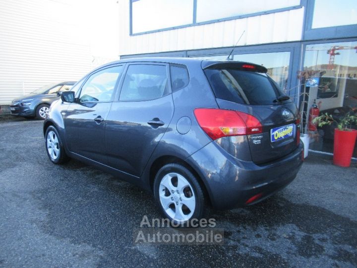 Kia Venga 1.6 CRDi 115 ch Urban Chic - 6