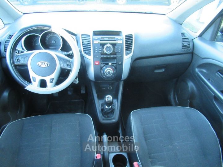 Kia Venga 1.6 CRDi 115 ch Urban Chic - 7