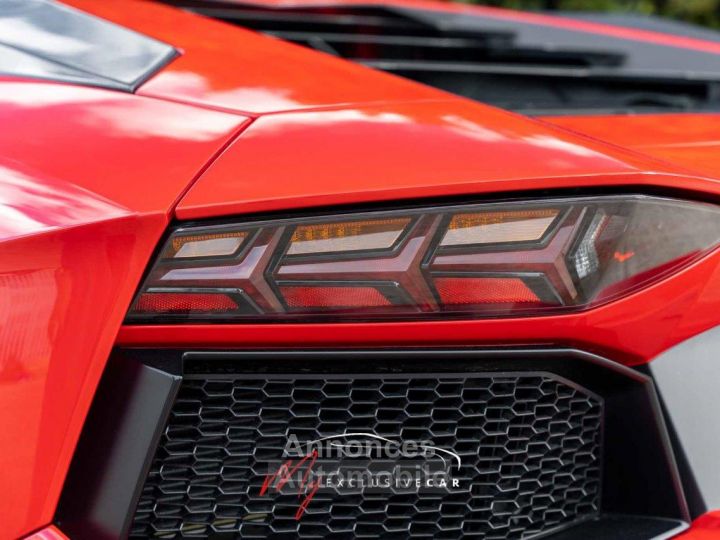 Lamborghini Aventador COUPE 6.5 V12 700 LP700-4 - Suivi Lamborghini - Carbone - Parfait état - Française - 24