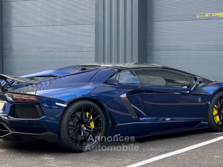 Lamborghini Aventador Lamborghini Aventador Roadster - crédit 2700 euros par mois - kit extérieur DMC - échappement Capristo - 8